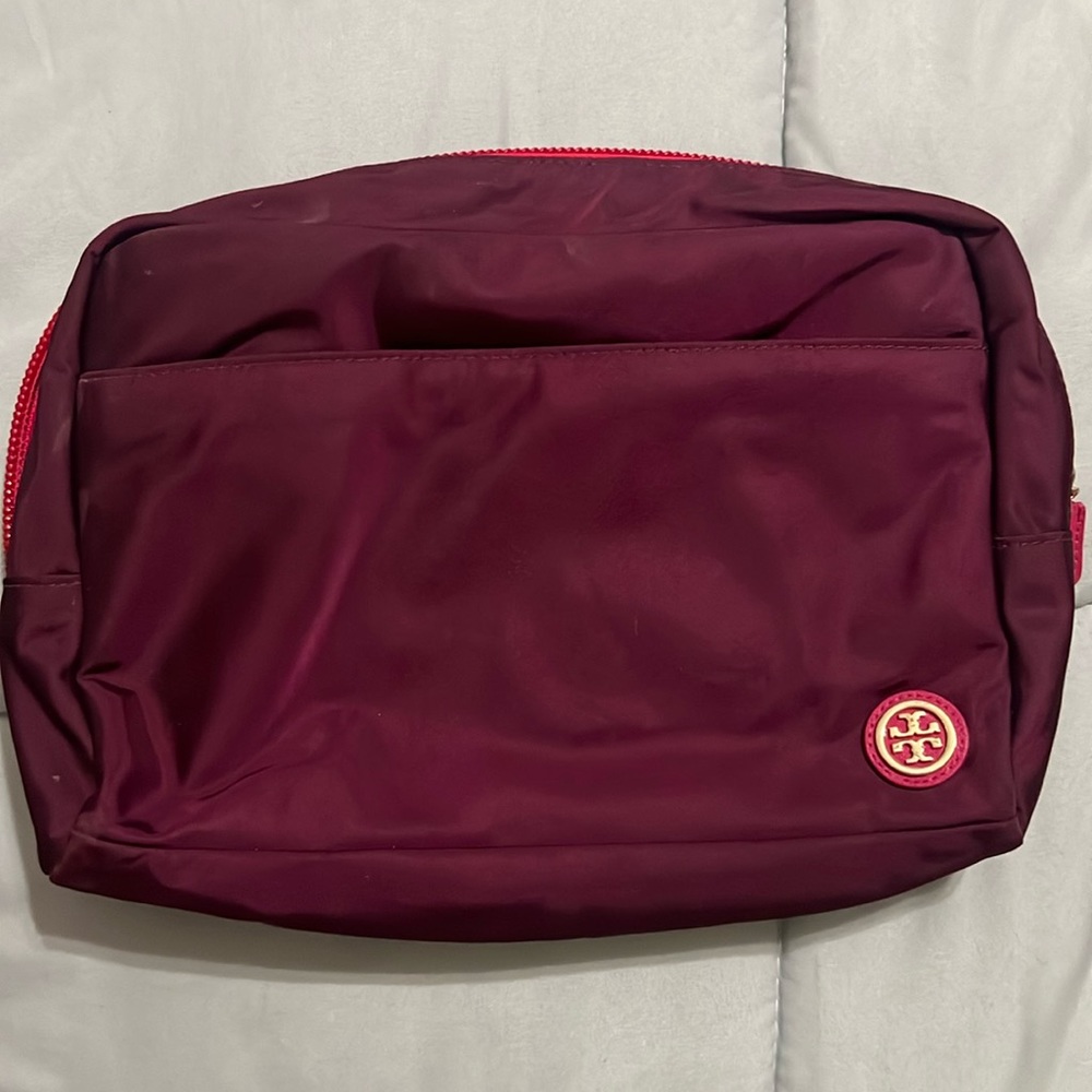 PRELOVED TORY BURCH COSMETIC CASE